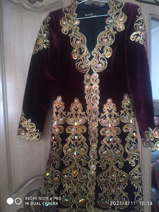 Zardo'zi kelinlar libosi sotiladi razmer 48