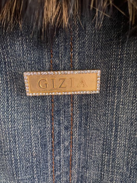 Джинсовая куртка(джинсы в подарок)