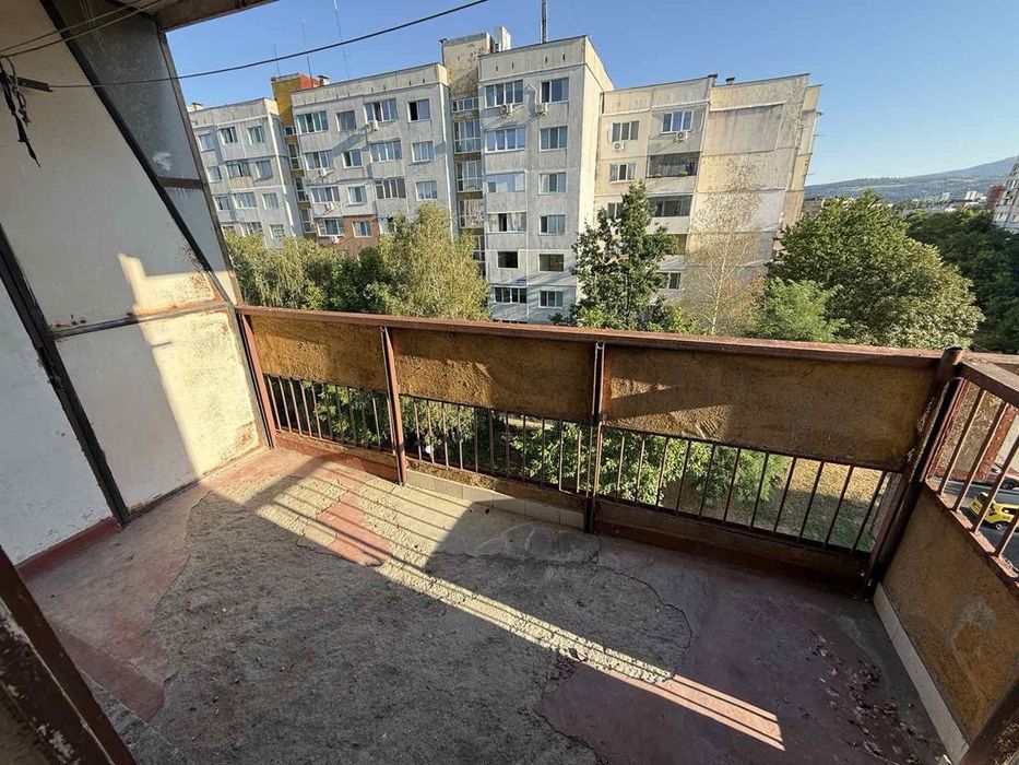 Продава се Двустаен апартамент в София, Дружба 2 - 64 кв.м за 2563 €/кв.м - Снимка #3