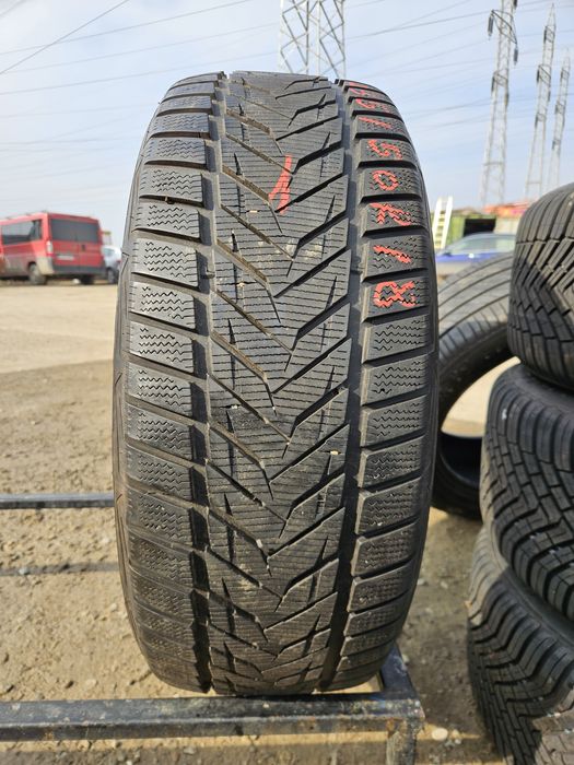 Vând 1 anvelopă iarna 235/50/18 235/50r18 VREDESTAIN