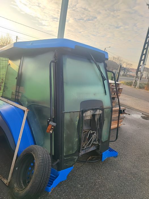 Cabina tractor new Holland