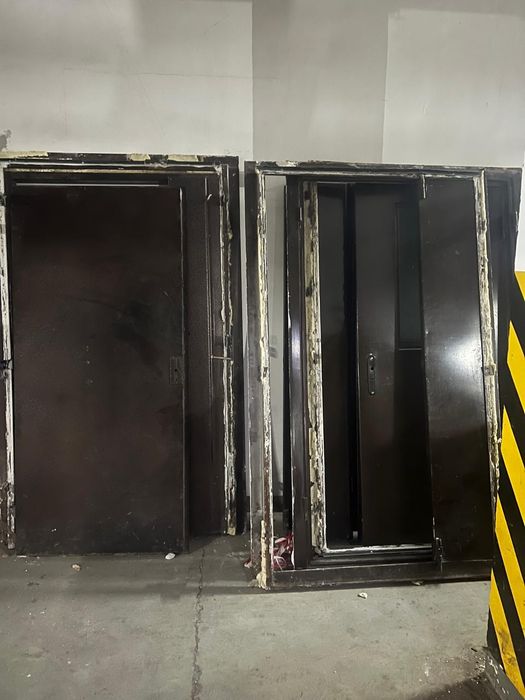 Металлические двери б/у