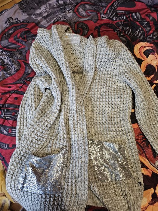 Дамска жилетка L размер