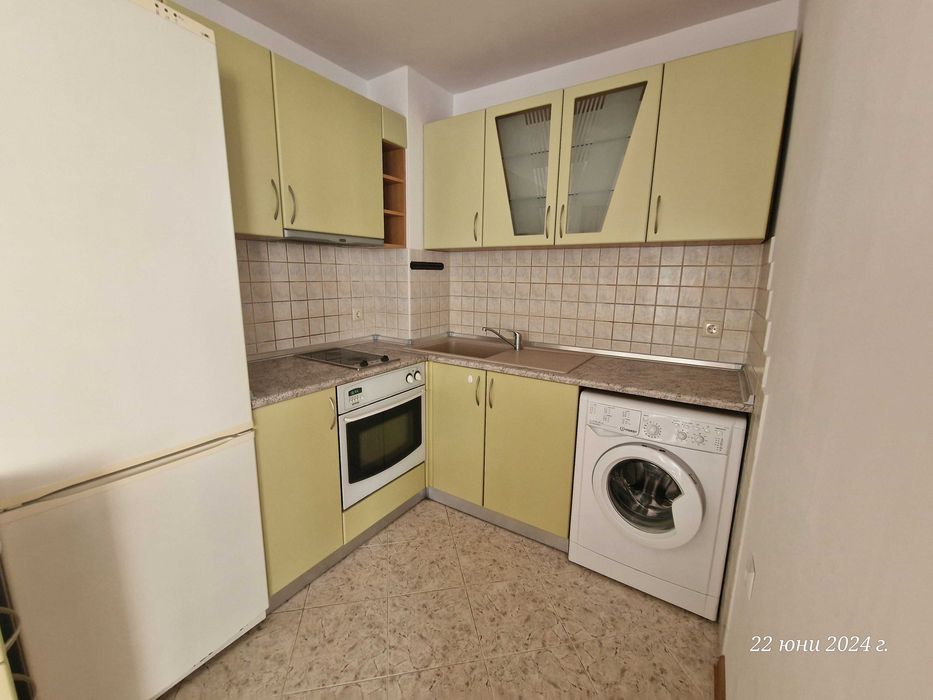 Продава се Тристаен апартамент в Варна, Спортна зала - 118 кв.м за 2204 €/кв.м - Снимка #2