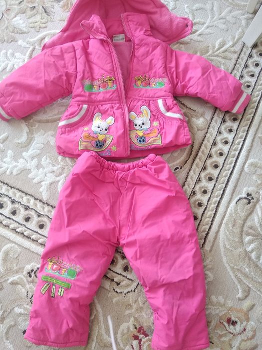 Продам детские куртки