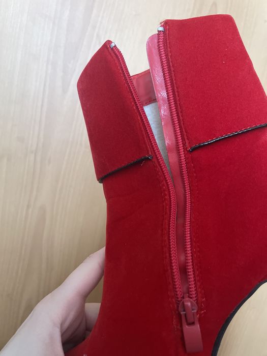 Продам сапожки весенне-осенние