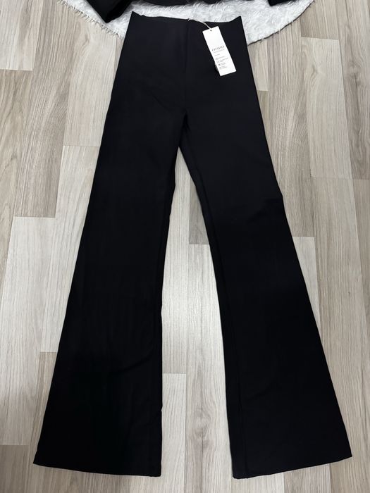 Set Oysho S nou cu colanti evazati