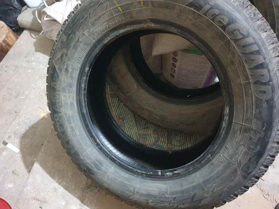 Yokohama 215/65 R16 шипованные