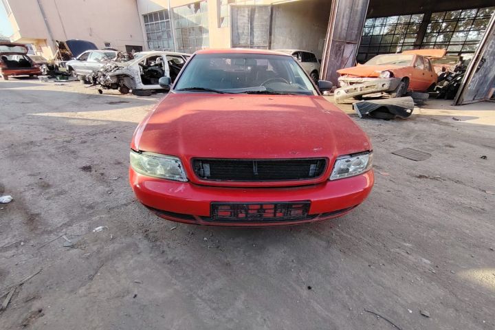 Calculator motor ECU 8D0 907 557 B Audi A4 B5