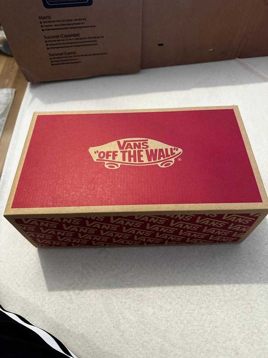 Vans Brooklyn Ls negru/alb, marimea 44 nou, la cutie