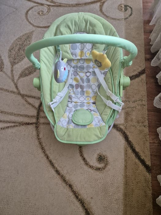 Деткая качеля,шезлонг