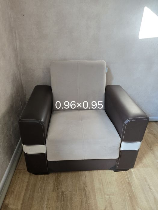 Продам диван и кресло  б/у