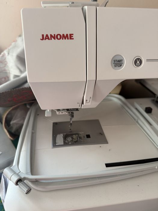 Вышивальная машинка