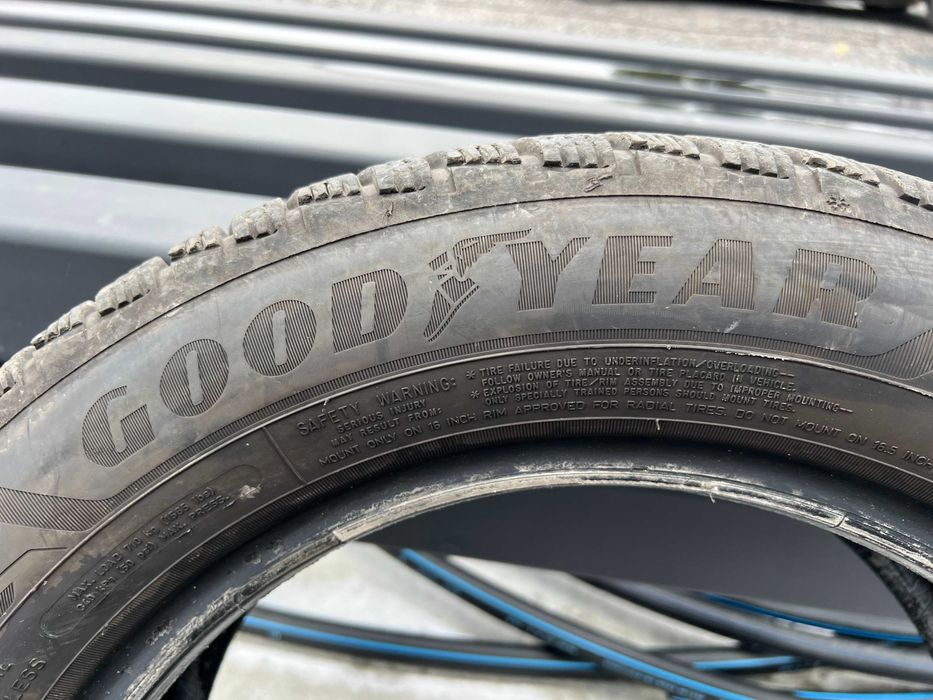 Продавам 4бр. зимни гуми Michelin Pilot ALPIN5 205/60/16 96H DOT1324!