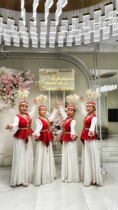 Бишілер ансамблі, Танцевальный ансамбль