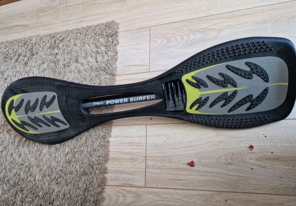 Skateboard  2 buc 150 lei