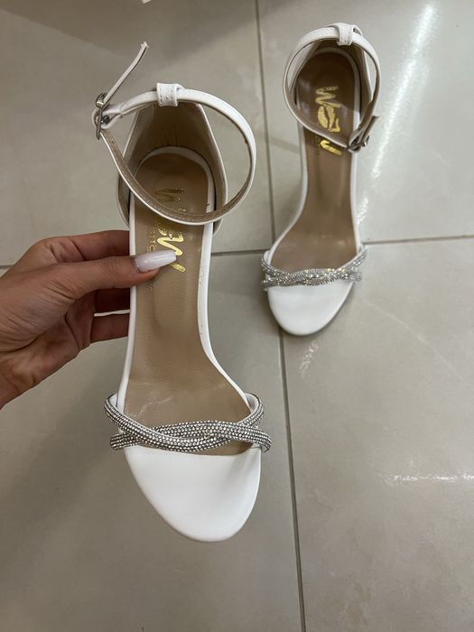 Налични дамски сандали 36 размер