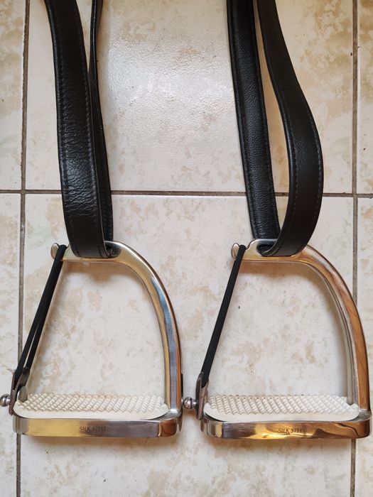 Scărițe pt urcat pe cal, cai.