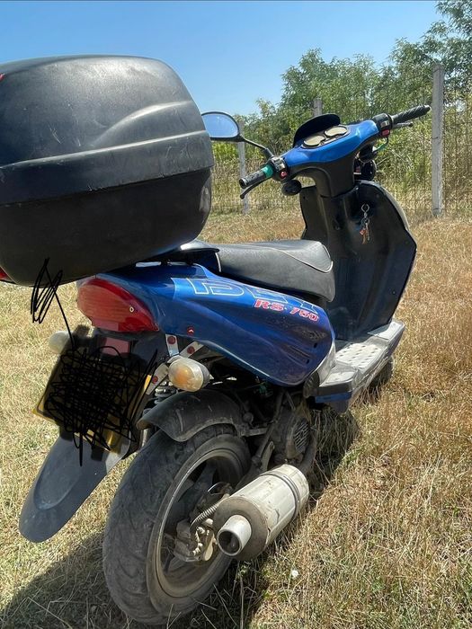 Vand sau schimb scuter rex 49cc