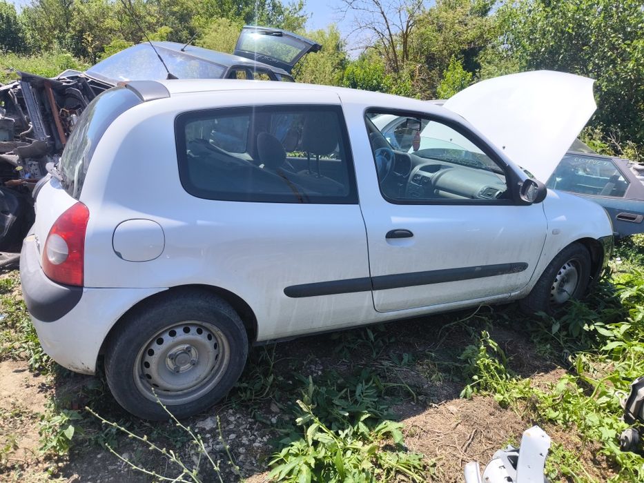 Рено клио На части dci 2003г