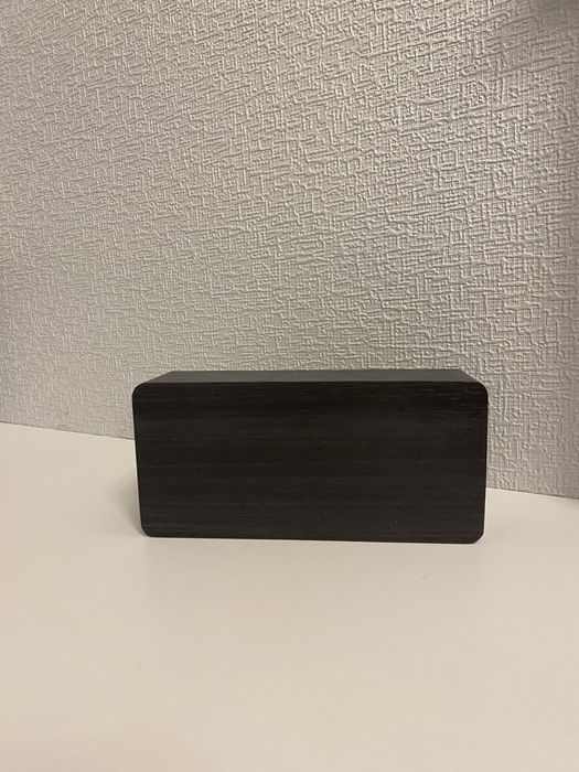 Электронные часы настольные