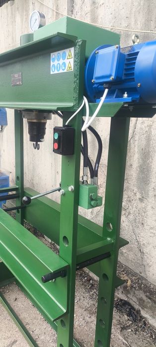 Пресс гидравлический