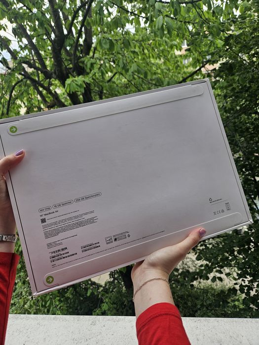MacBook Air 15" M4 chip SIGILAT