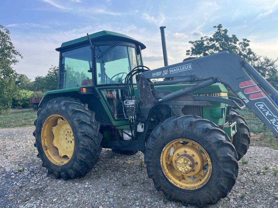 tractor john deere 2140 cu incarcator