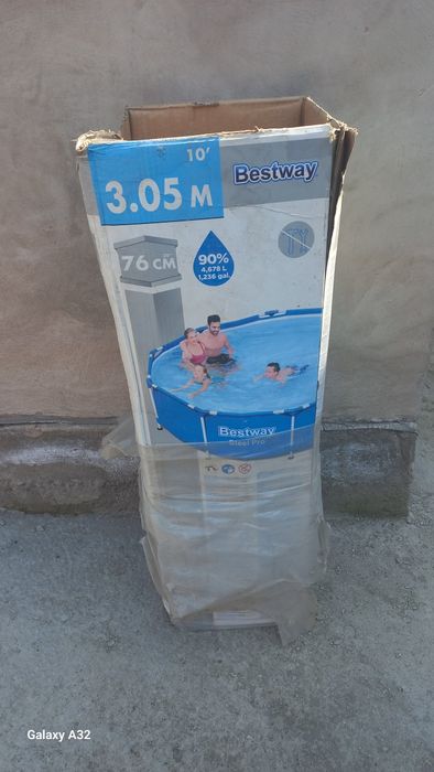 Продается бассейн каркасный