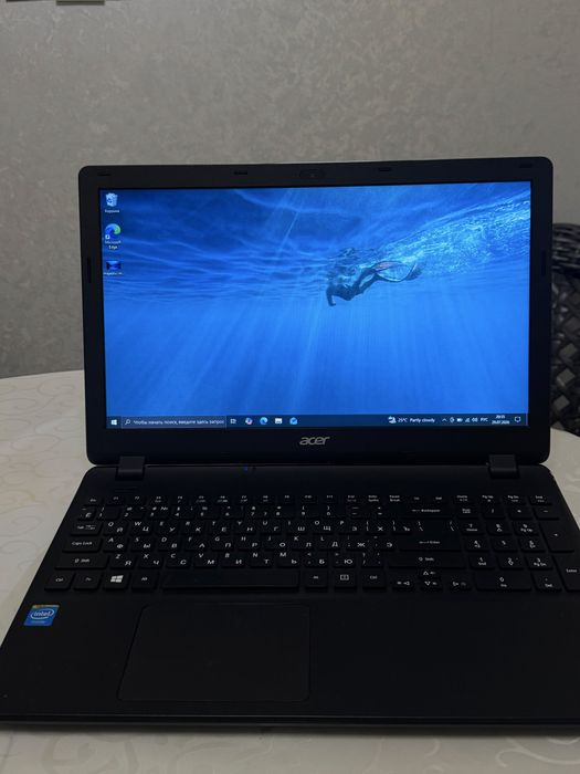 Acer Aspire E1-512