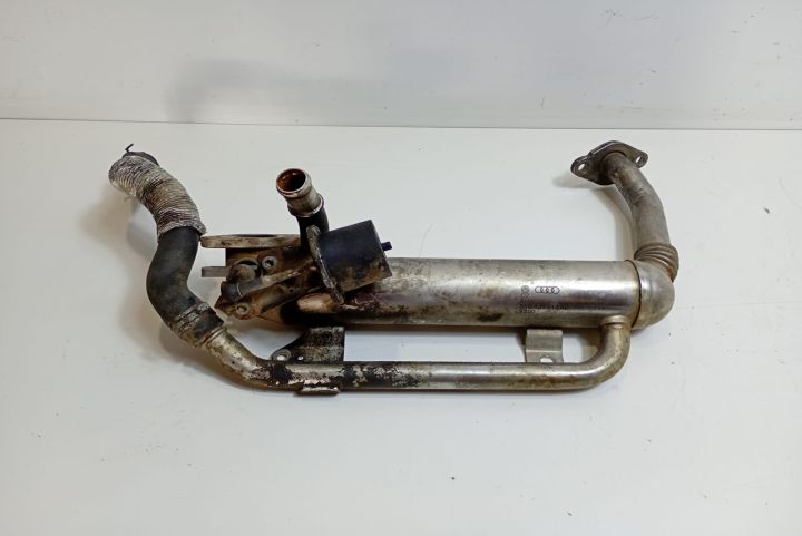 Racitor gaze 03G131512AD Volkswagen VW Caddy a 3-a generatie seria