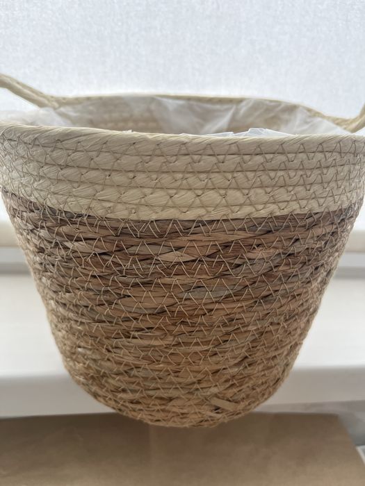 Корзина новый красивый удобный