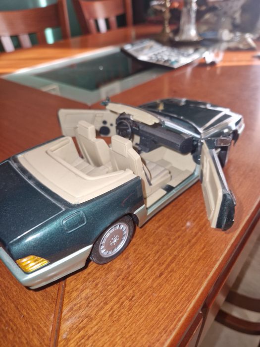 Мерцедес 500SL  1/18