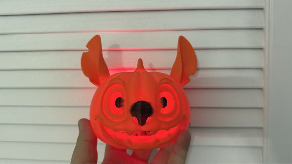 Stitch pumpkin cu lumini