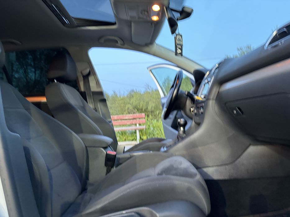 Vw Golf 6 R Line Trapa  Bixenon Ful Led