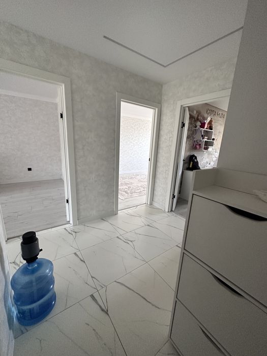 Продается 3 х комнатная квартира в центре города !