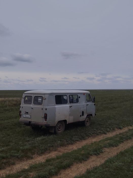 УАЗ      буханка