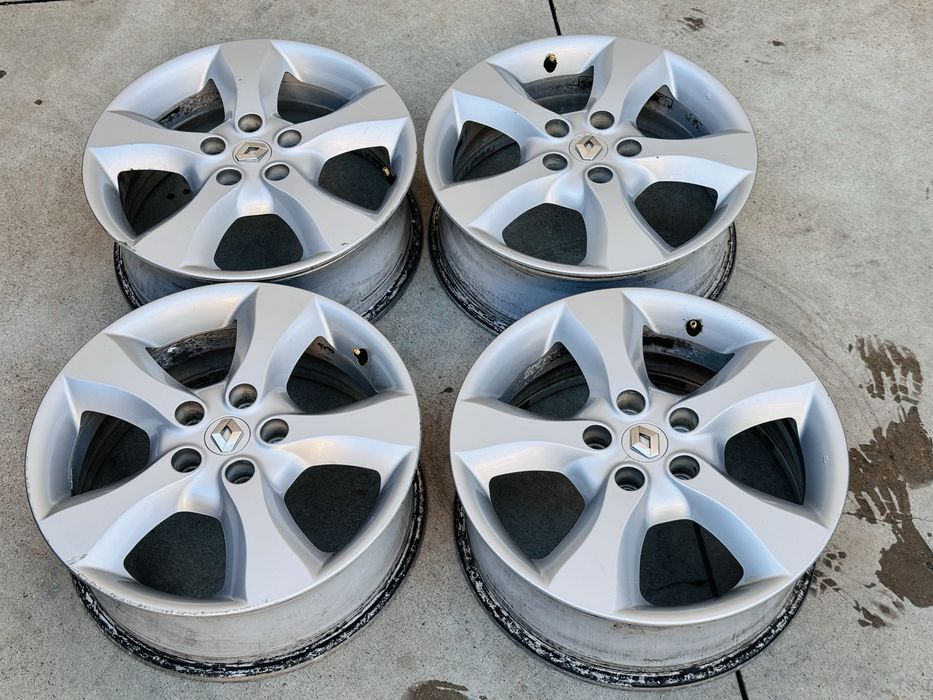 4бр ал Renault 17цола оригинални