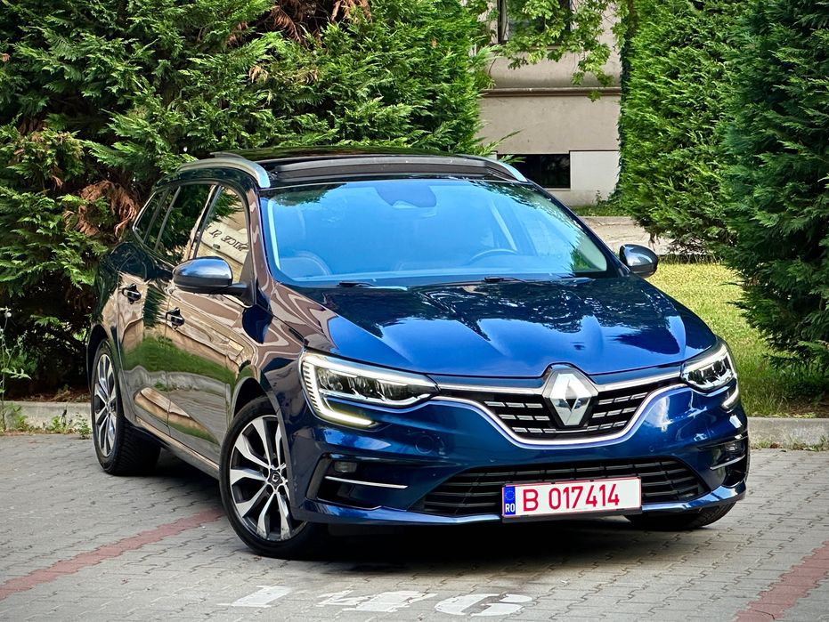 • Renault Megane 4 / Facelift / 2021 / Trapa / Faruri Full Led /   Bord Digital / Încalzire Scaune  + Volan / ACC / Line Assist •