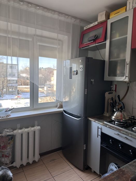 Продам квартиру шипина172а