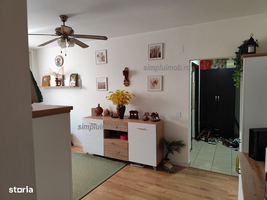 3 Camere Metrou 1 Decembrie