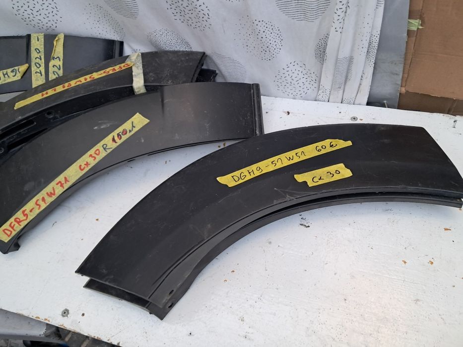 Лайсна   задна предна Mazda cx30  Mazda Cx3