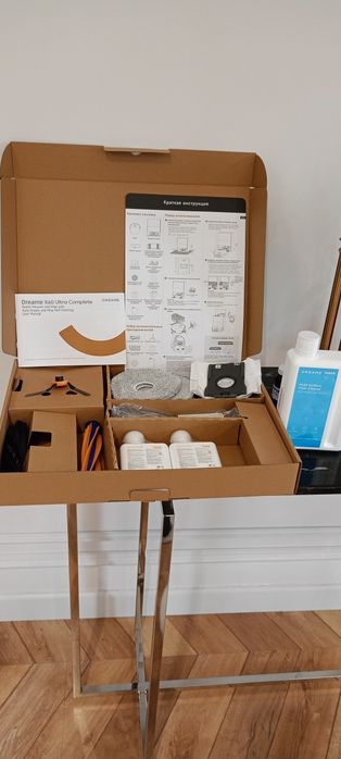 Robot pilesos Dreame X60 ultra complete qora va oq