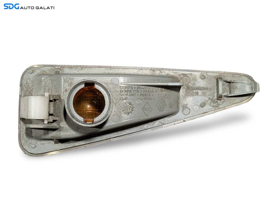 Lampa Semnalizare Stanga de pe Aripa Caroserie Dacia Sandero 1 2008 - 2012 Cod 8200602763 [LR4023]