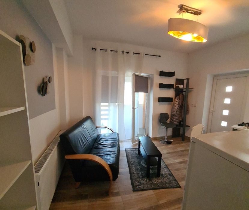Apartament 2 camere la curte