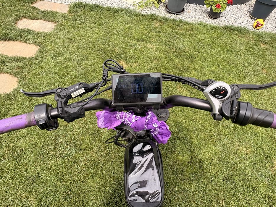 Bicicleta electrica Vilolux v20 pro Daca  nu raspund la telefon va rog lasati un mesaj pe olx sau pe whatsapp!