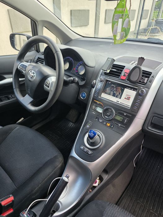 TOYOTA Auris 2011 — imagine 3