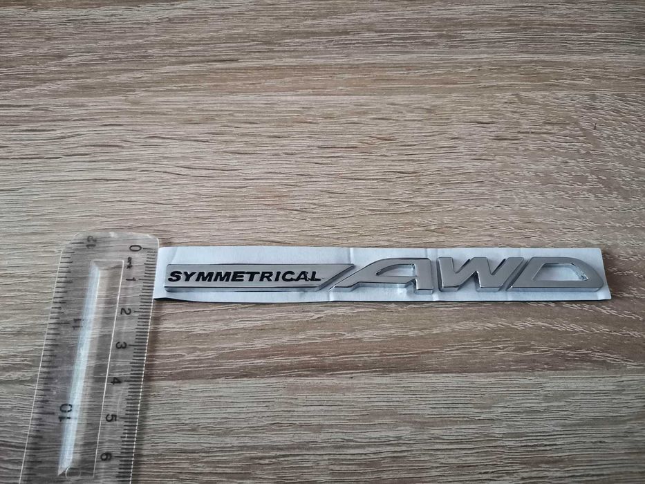 SUBARU Symmetrical AWD сребрист надпис