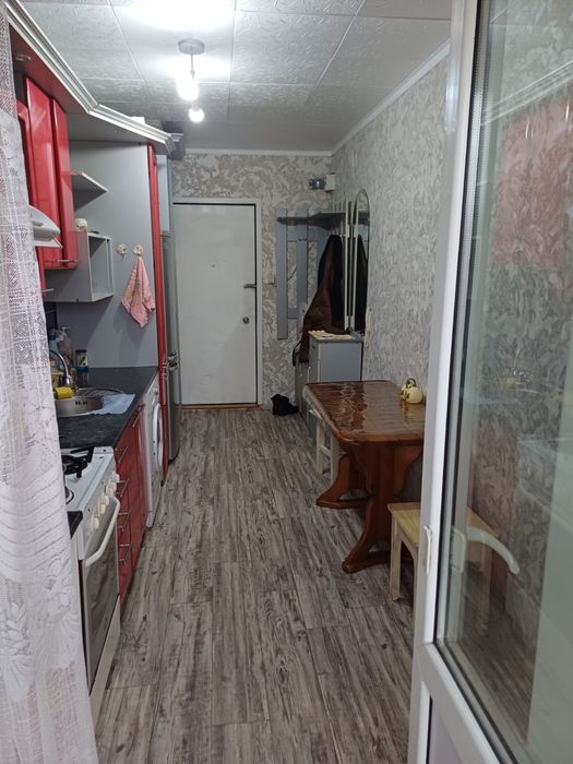 Продам 2 комн квартиру район Вокзала