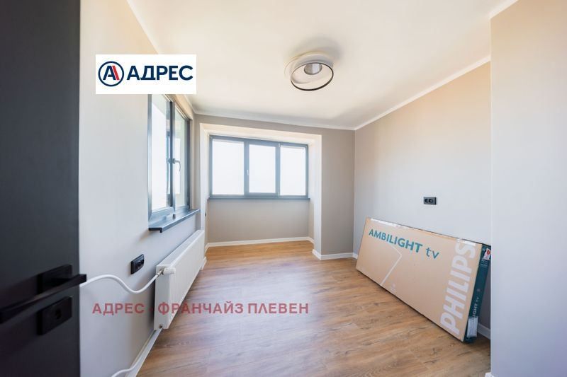 Продава се Тристаен апартамент в Враца, Център - 73 кв.м за 951 €/кв.м - Снимка #6